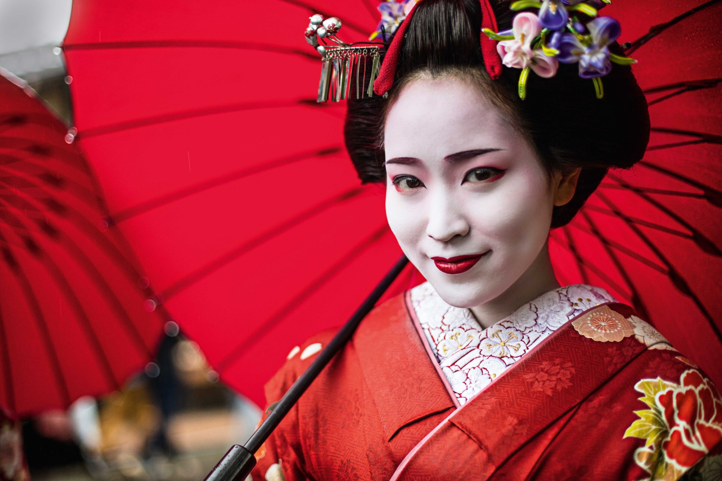 Die verborgene Welt der Geishas. Konversation oder Erotik?